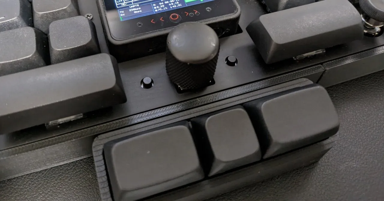 THK-60の開発風景