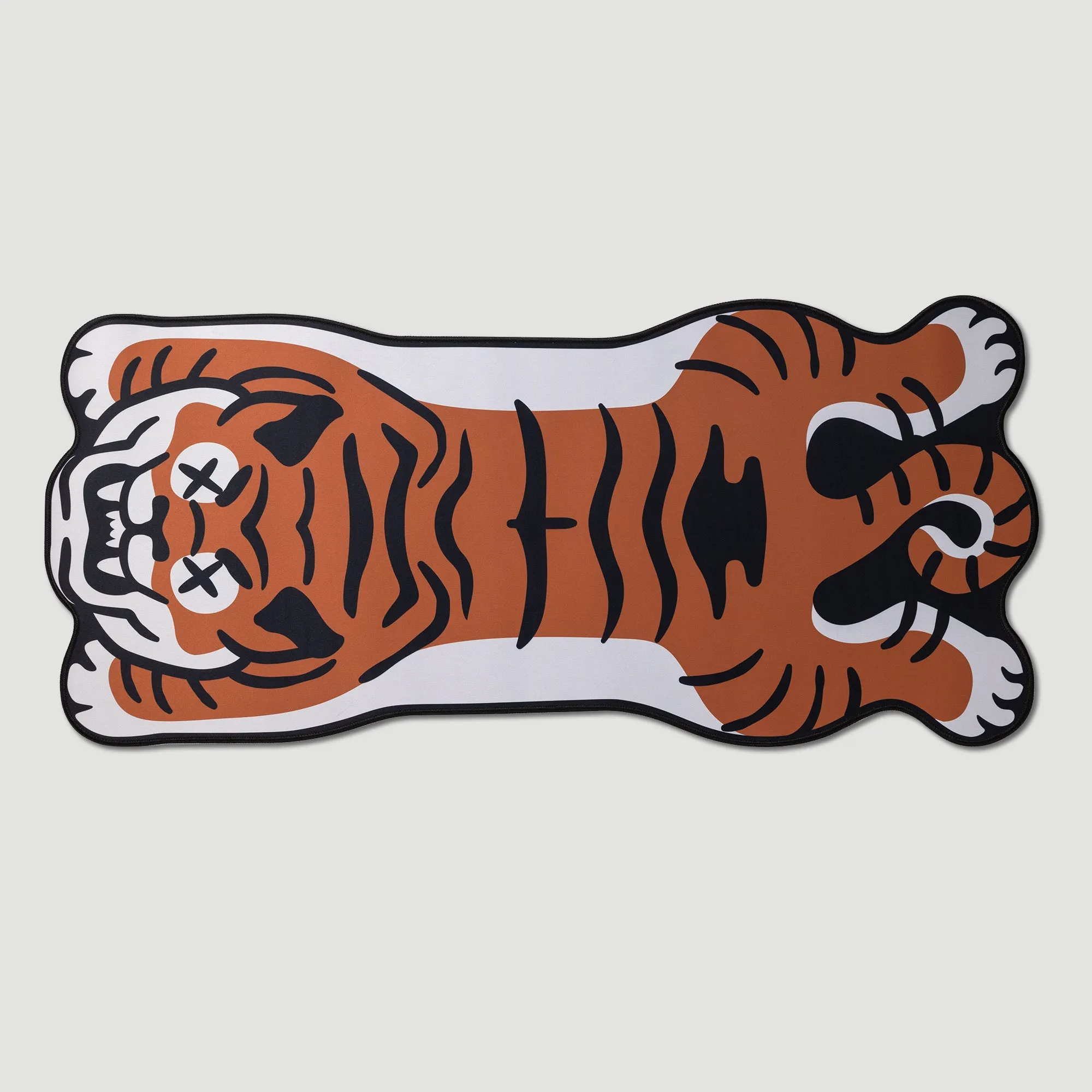 Tiger and Wolf Deskmatの全体デザイン