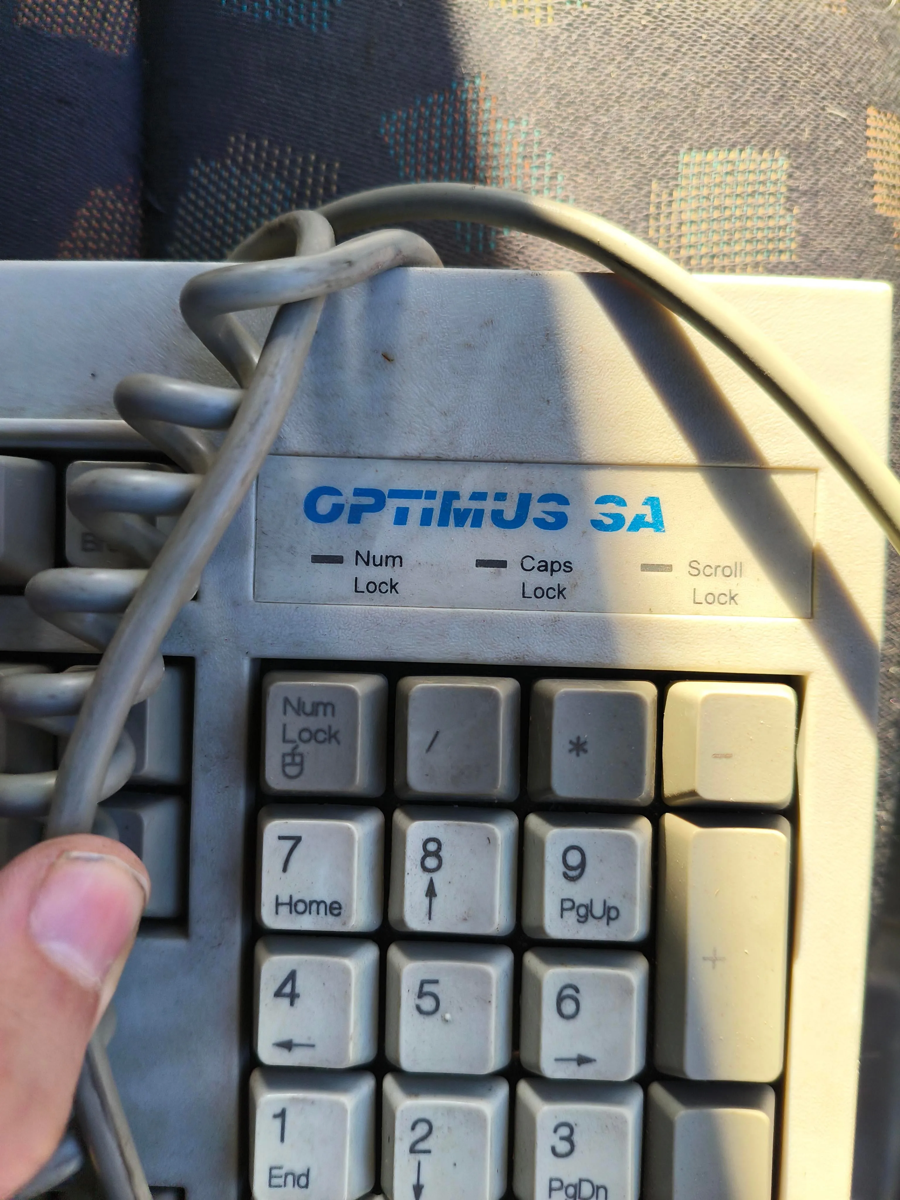 発見されたキーボードの全体像