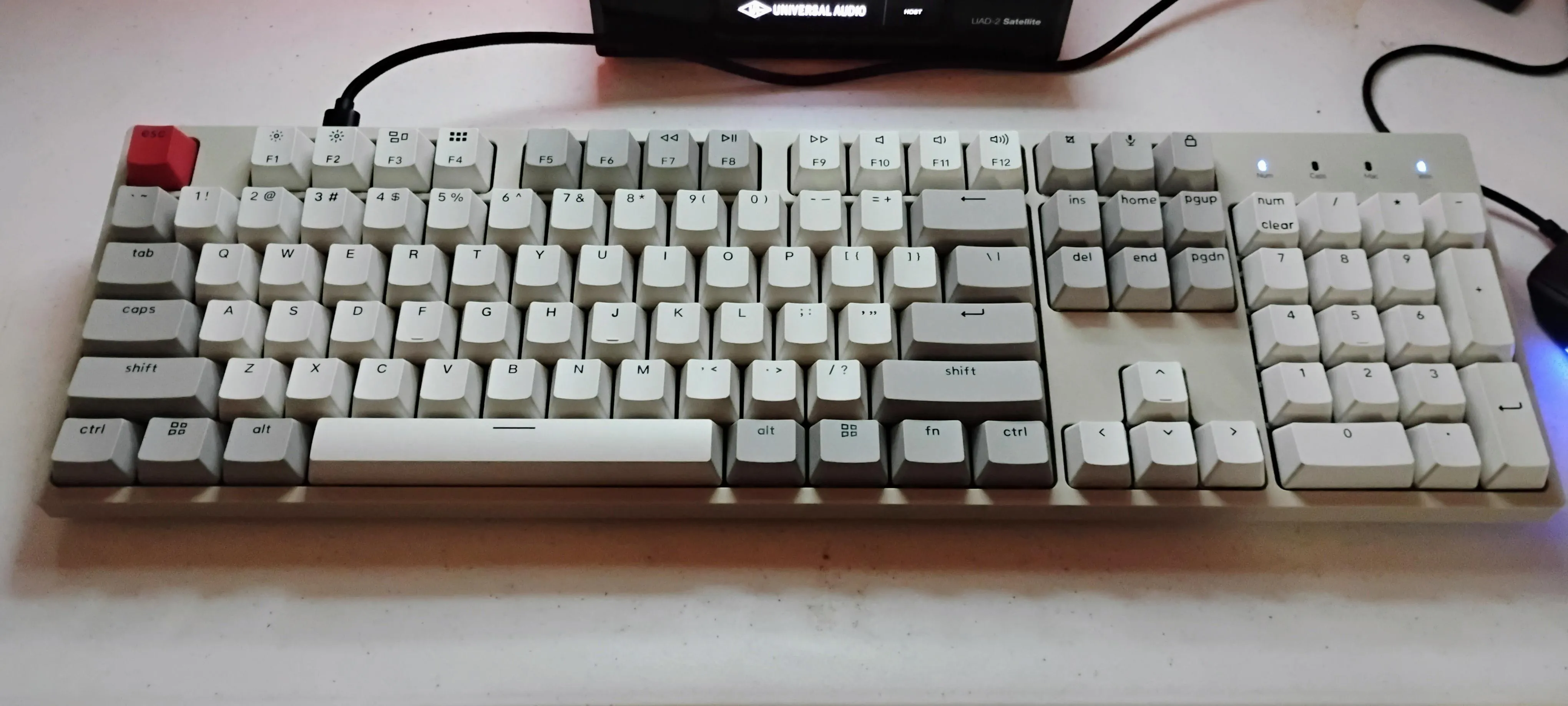 子どもの頃のワクワク感を思い起こさせるキーボード