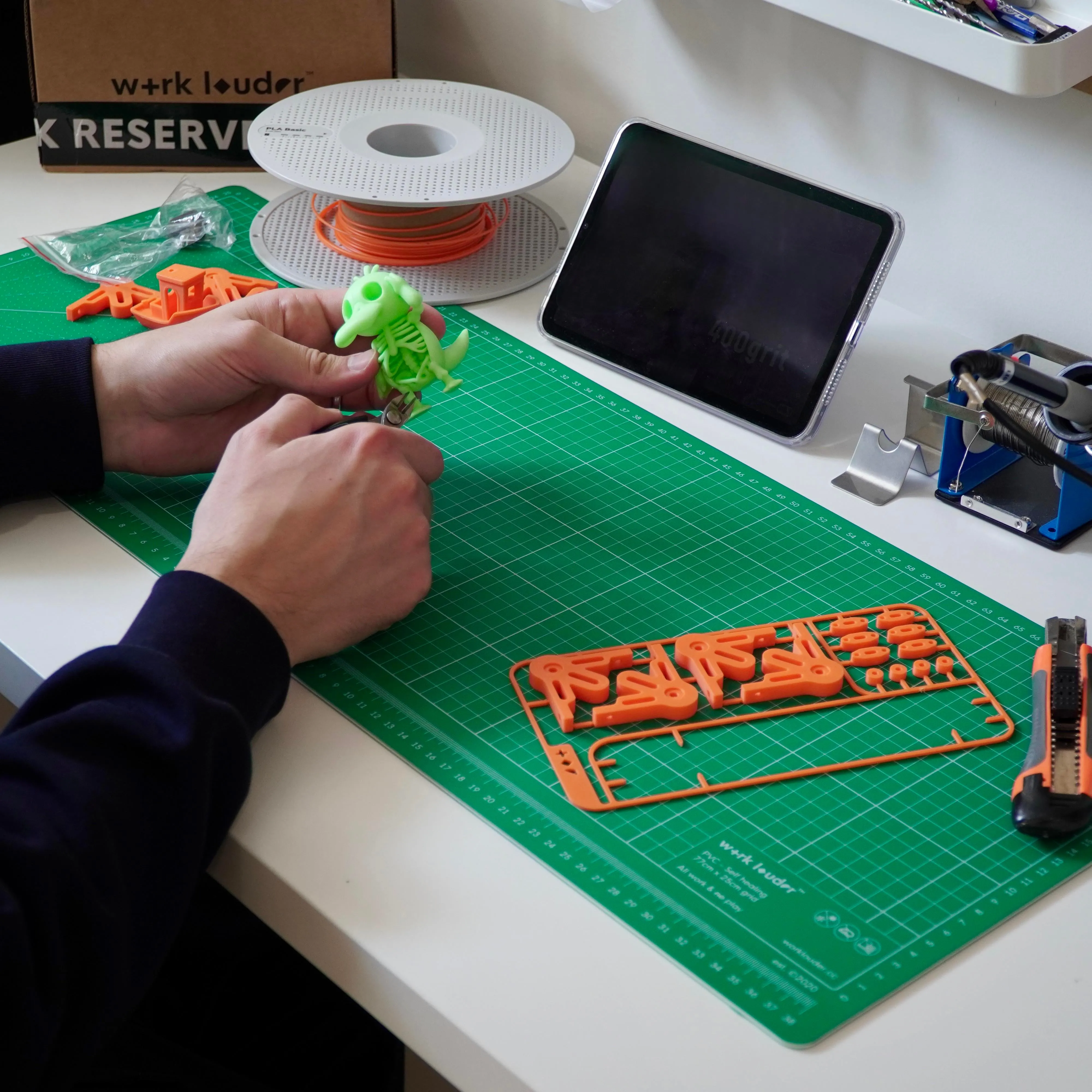 キーボードや周辺機器とのレイアウトイメージ