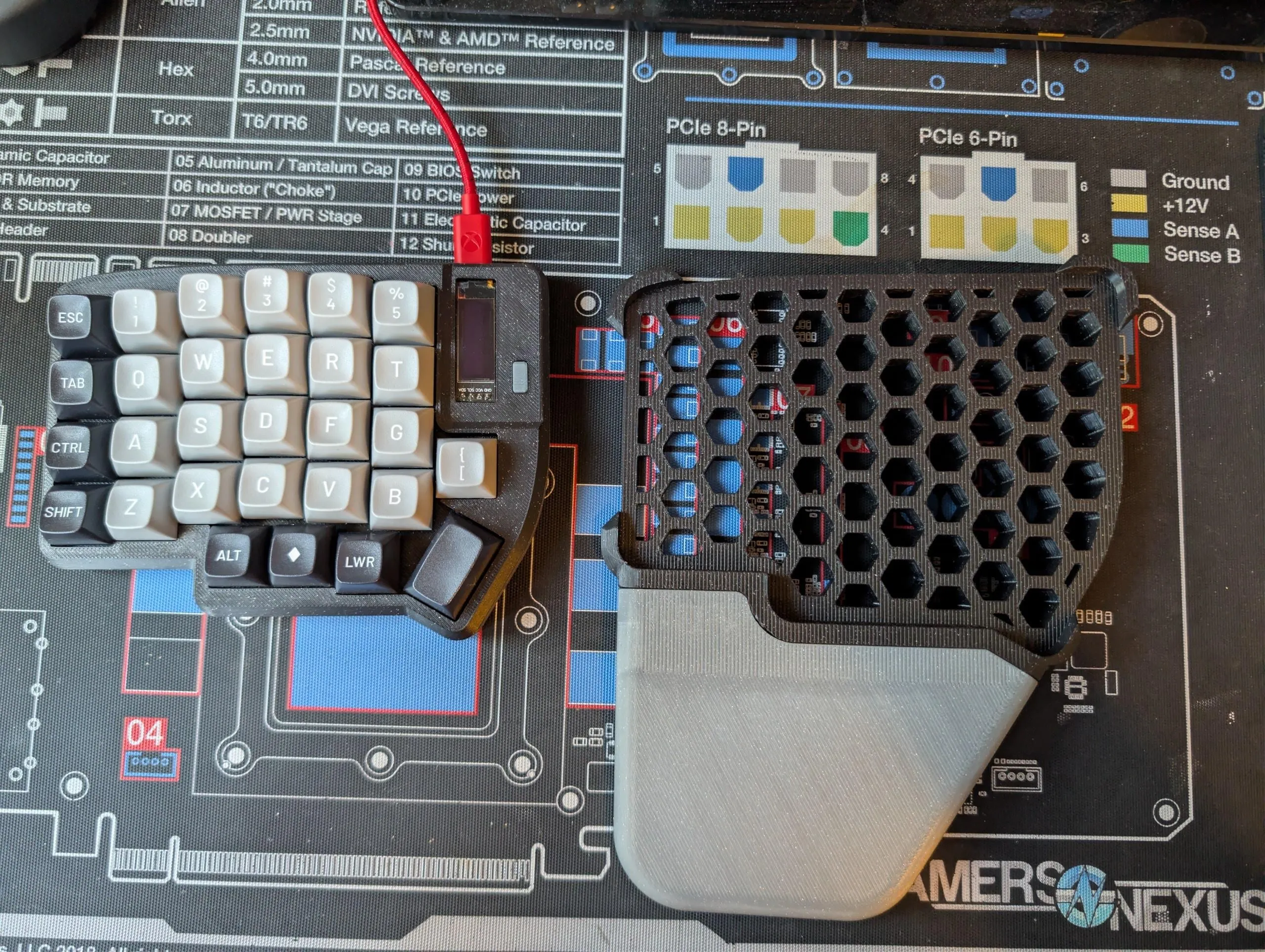 完成したLily58カスタムシェルの外観