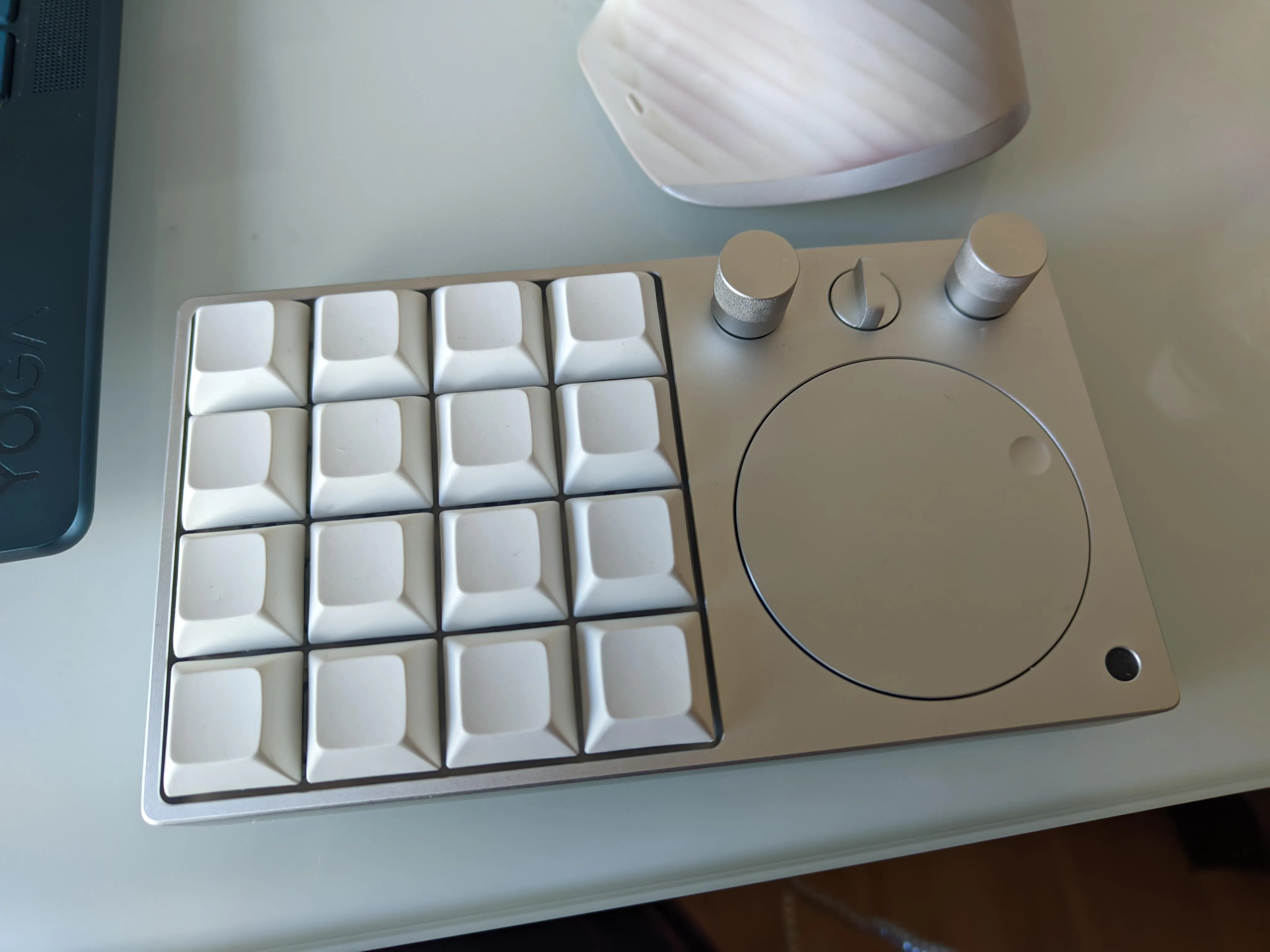 Binepad BNK-16