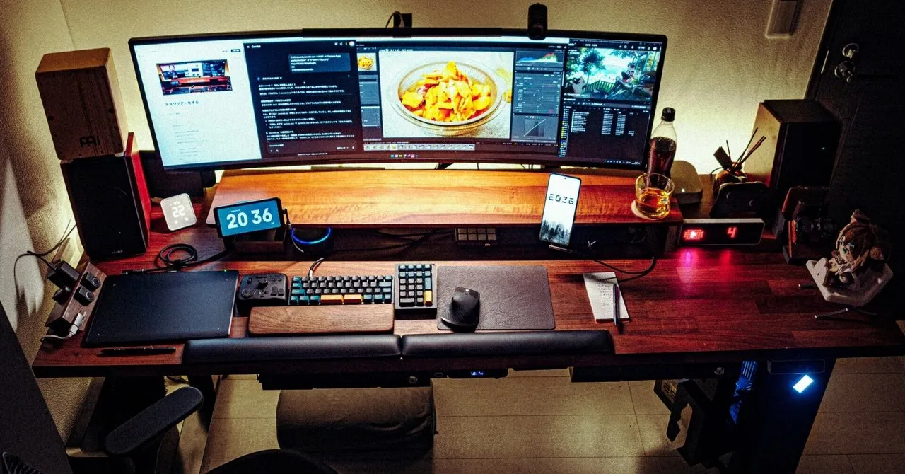 デスクツアーの様子