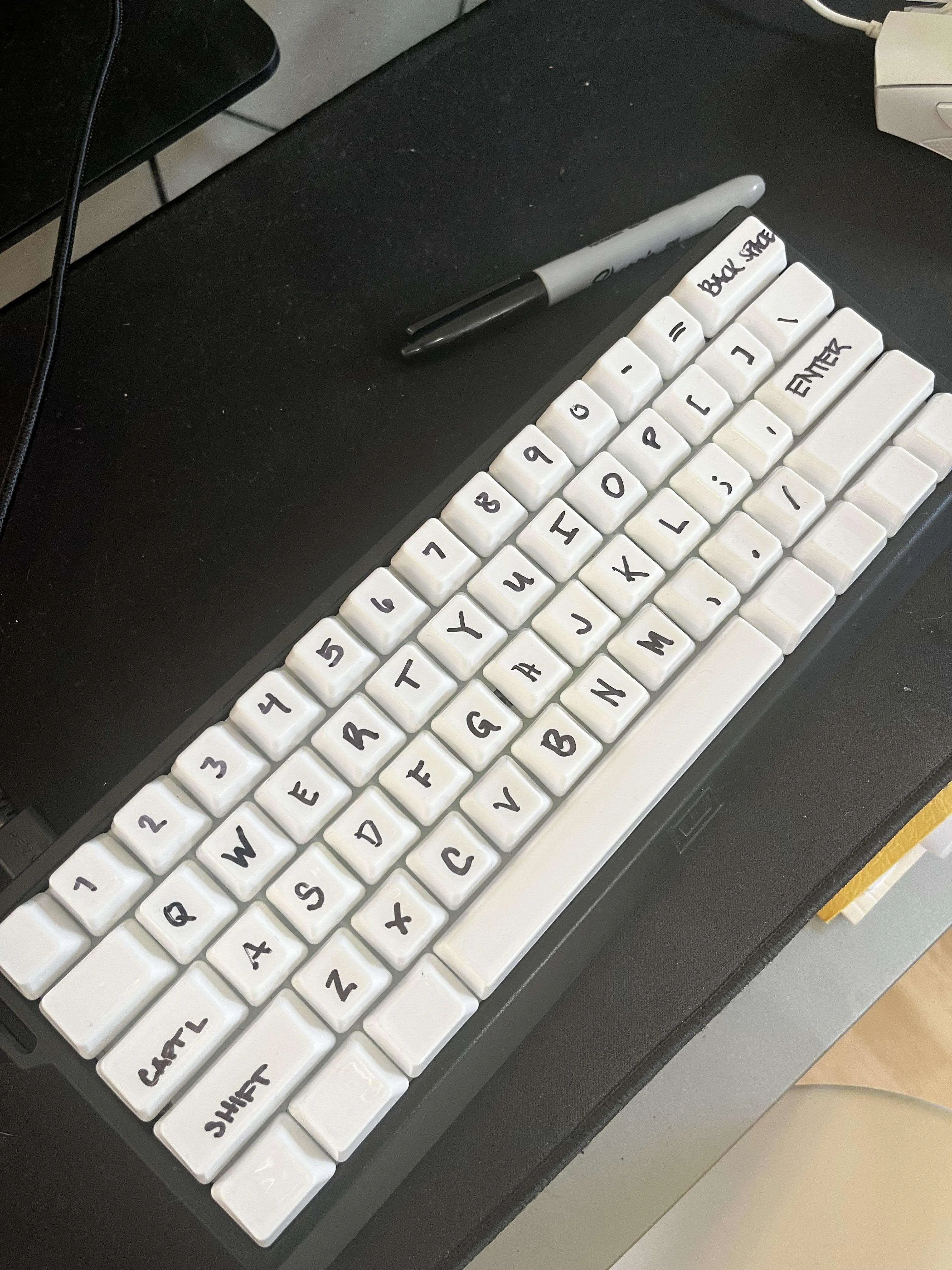 投稿されたキーボードとデスクセットアップ