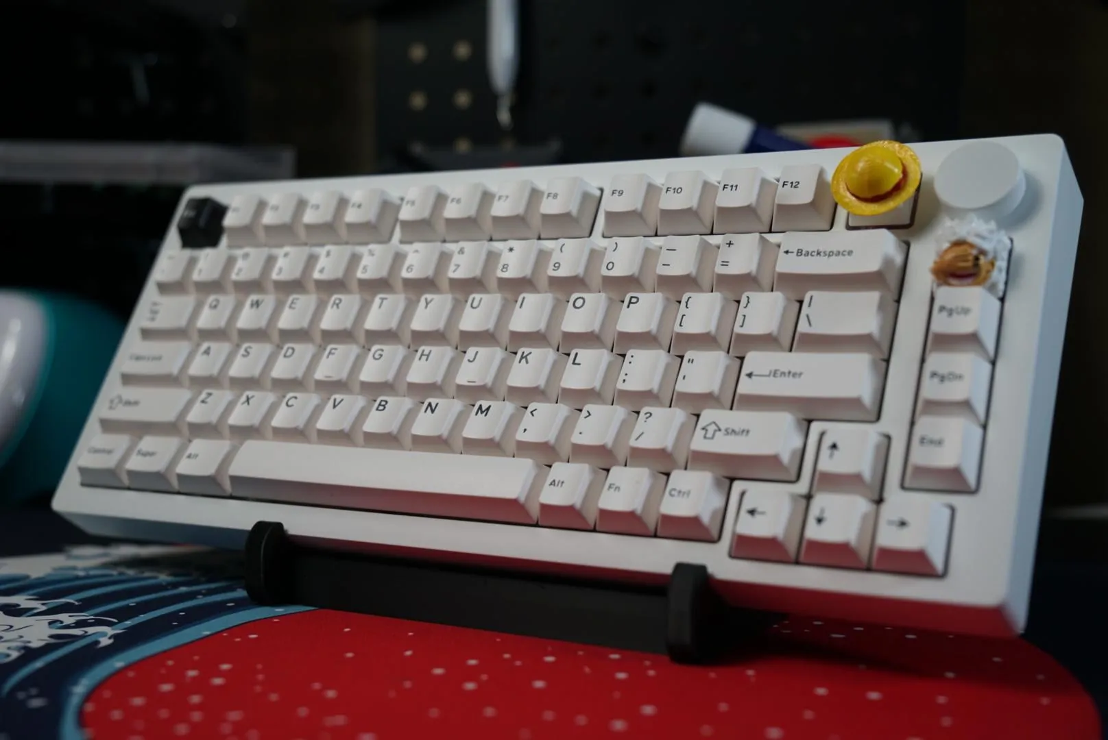 完成したワンピーステーマのキーボード