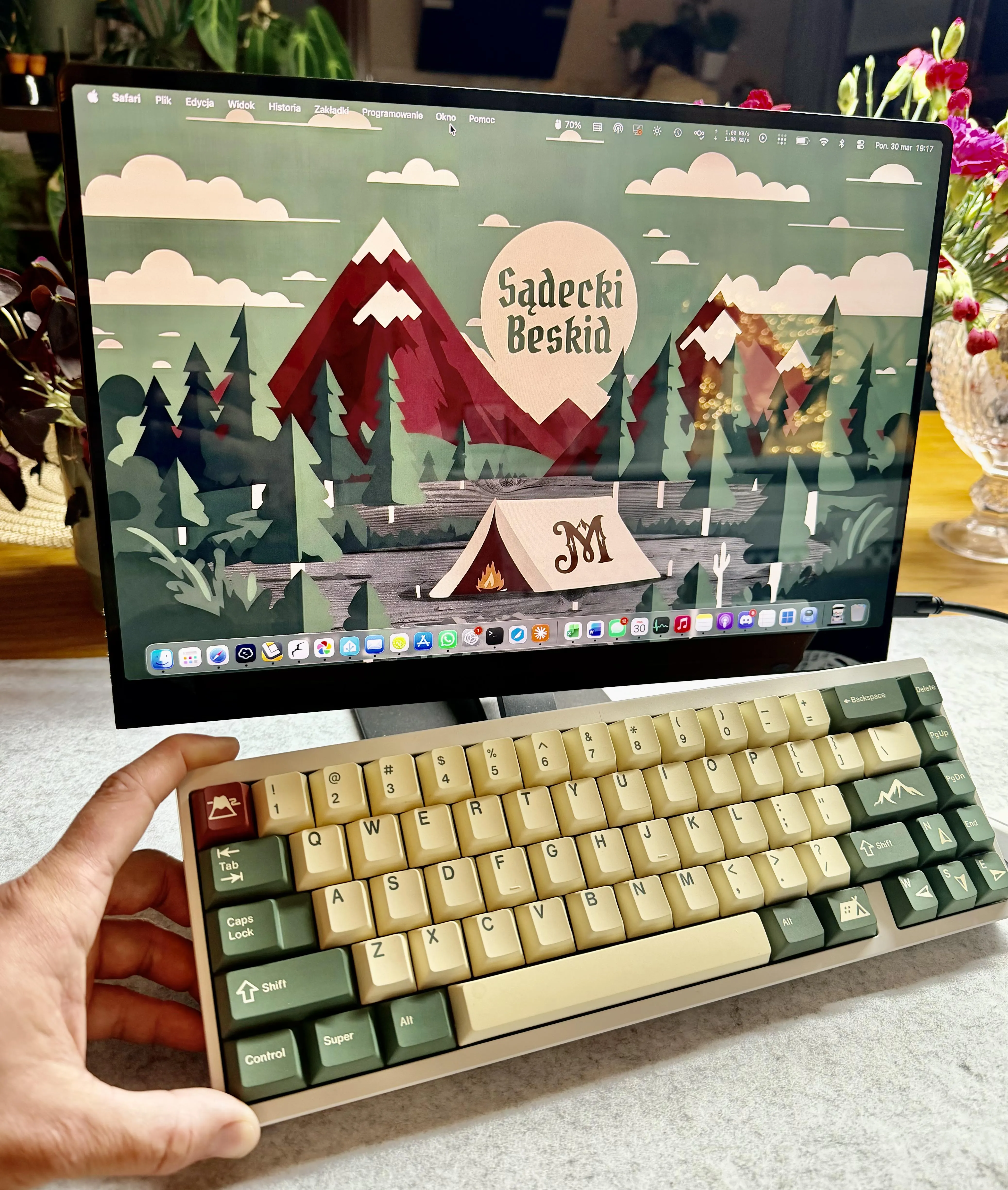 Neo Core Plus x GMK Camping