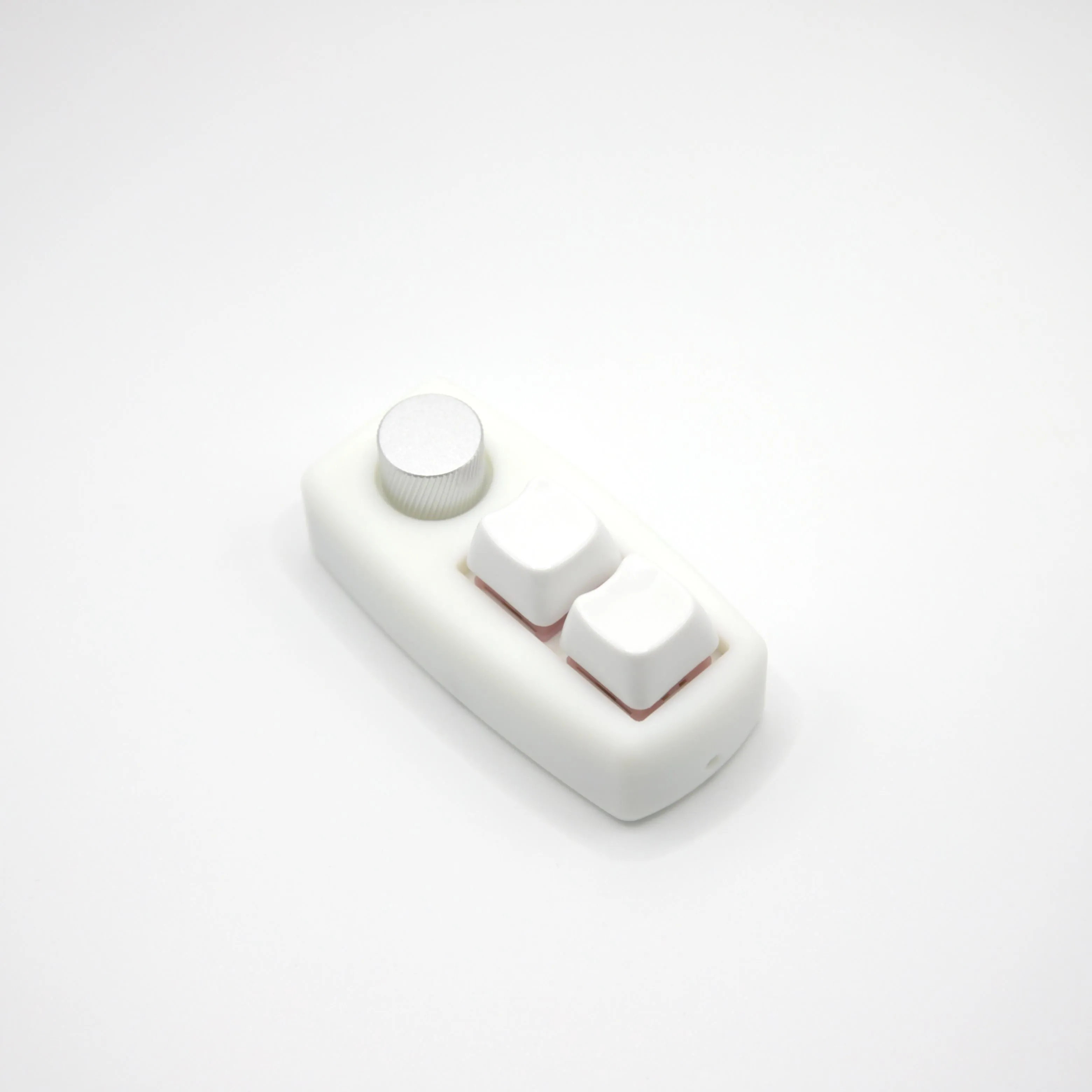 ZMKベースのポータブルキーボード