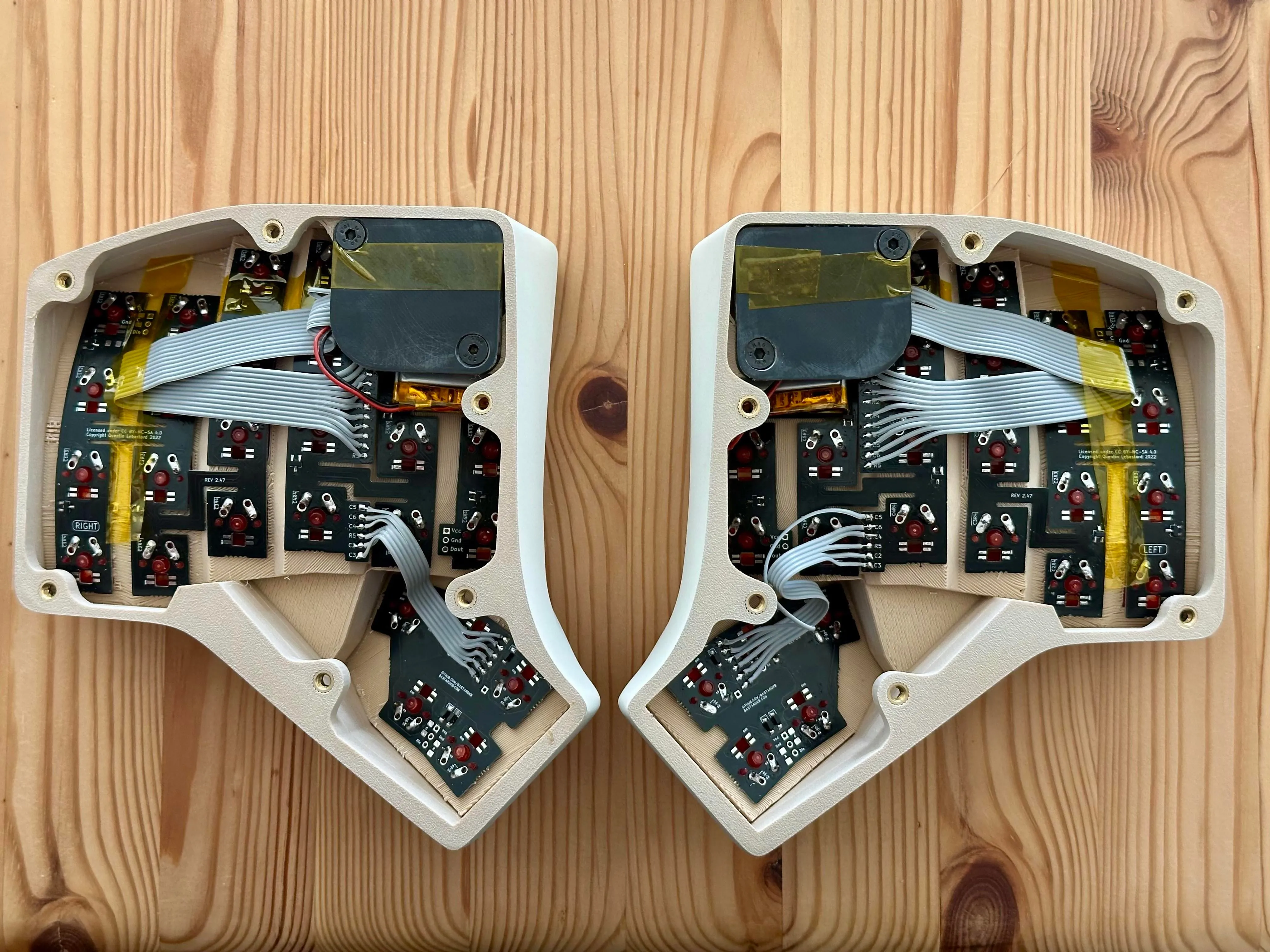 配線と内部構造